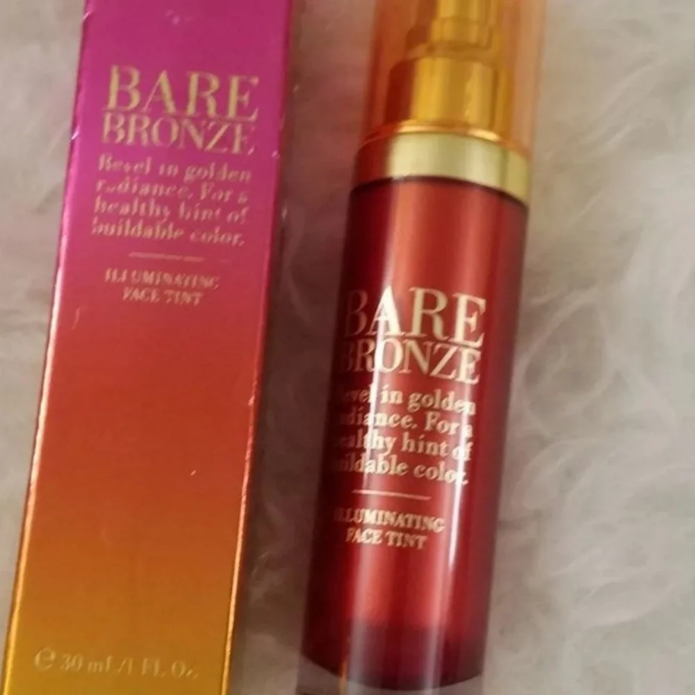 VS BARE BRONZE ILLUMINATING FACE TINT
